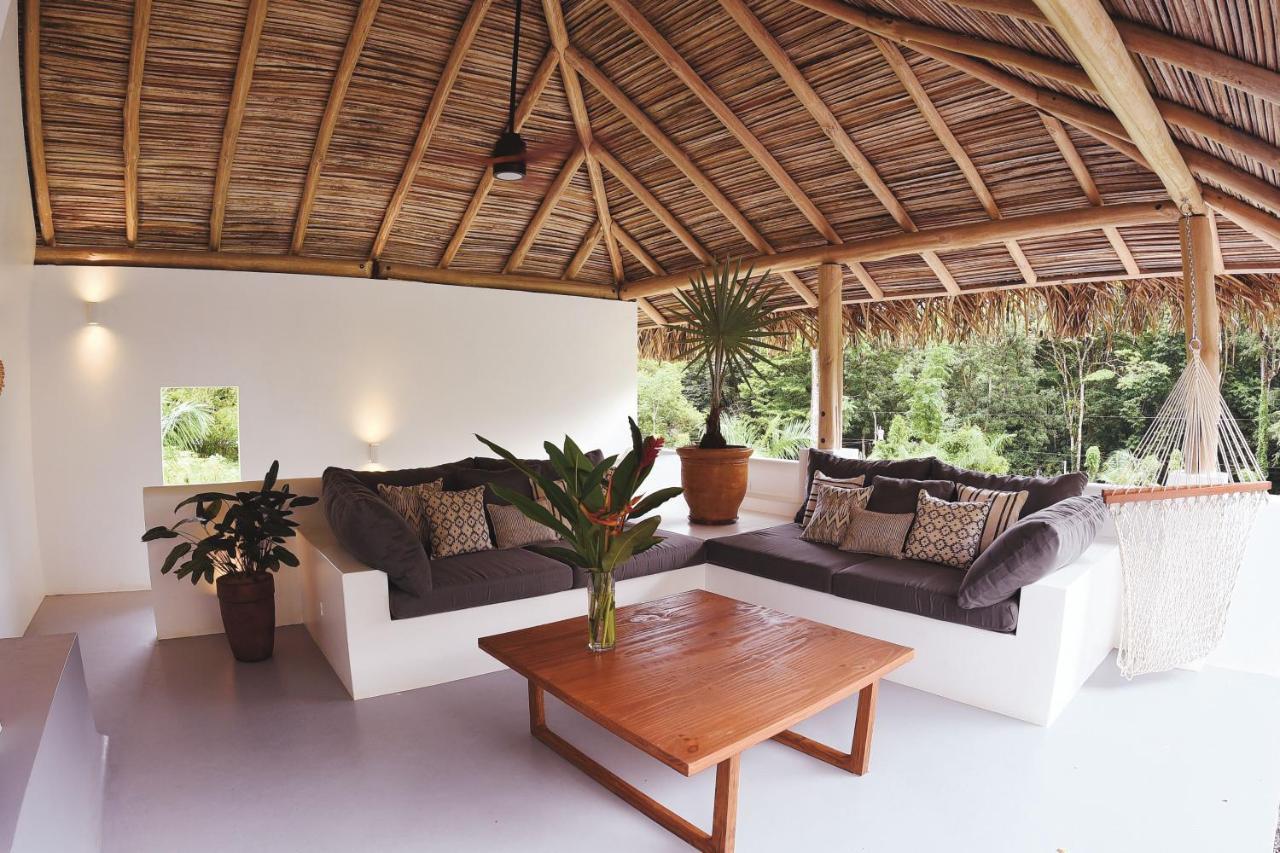 Vayu Retreat Villas Coronado Exterior photo