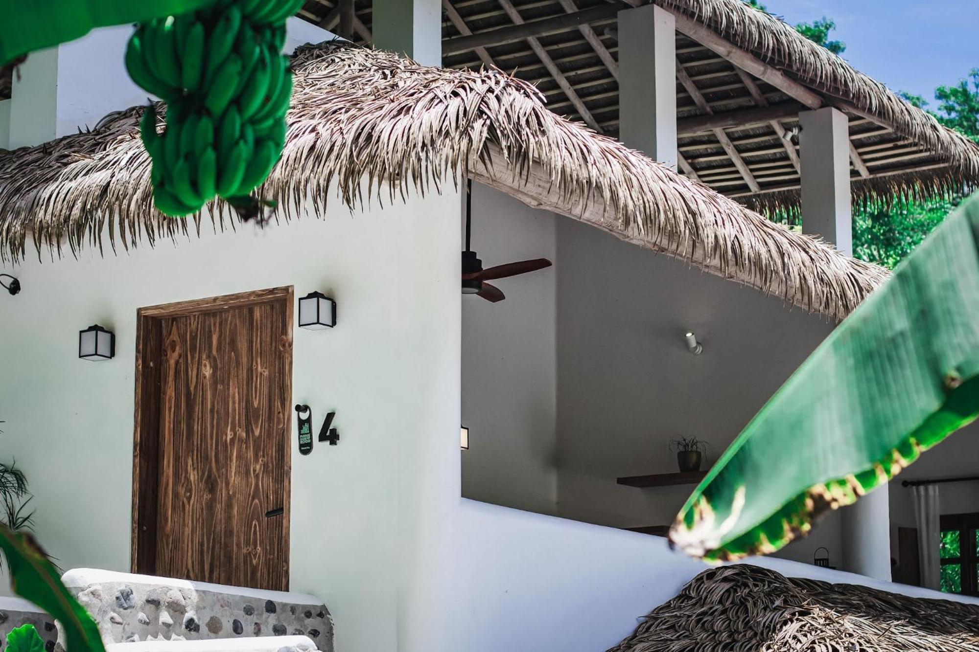 Vayu Retreat Villas Coronado Exterior photo